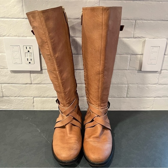 Cole Haan sz 7 tan leather tall harness riding boots - Picture 4 of 16